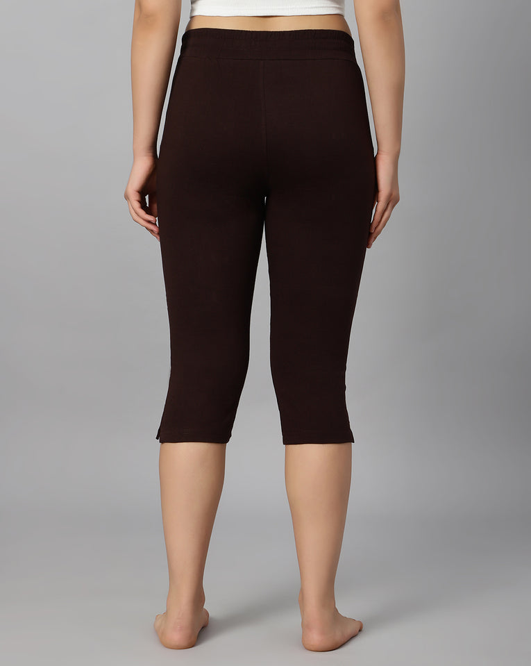 BlueNixie Women 3/4th Cotton Plain Capri