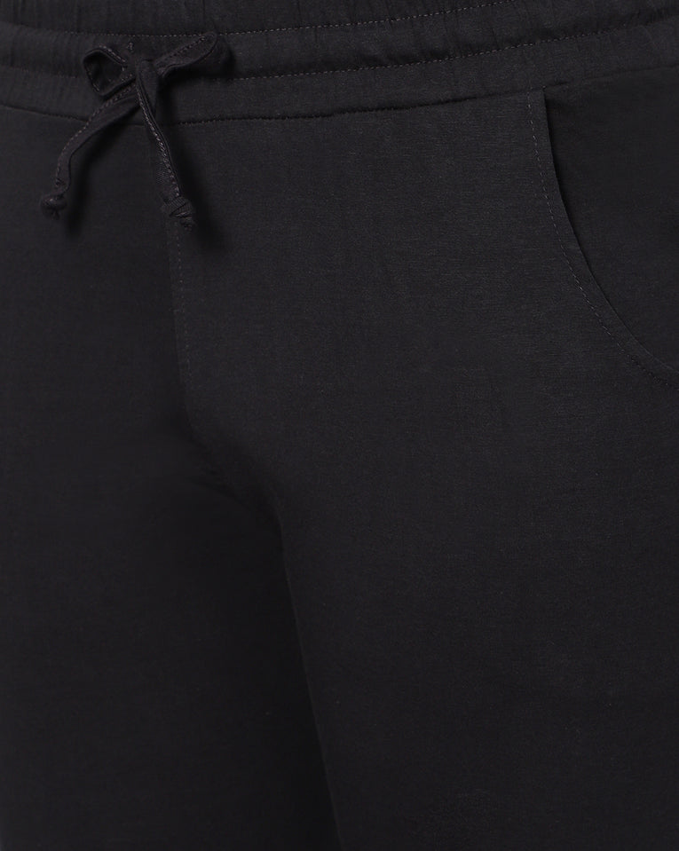 BlueNixie Women 3/4th Cotton Plain Capri