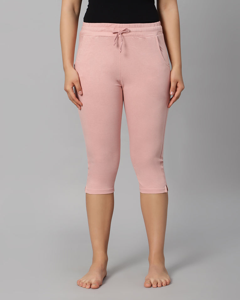 BlueNixie Women 3/4th Cotton Plain Capri