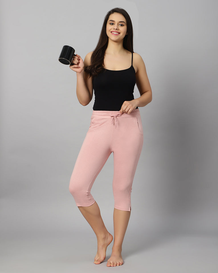 BlueNixie Women 3/4th Cotton Plain Capri